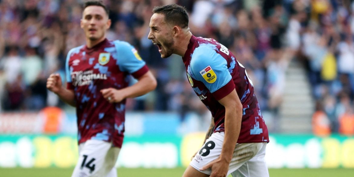 Celtic hold internal talks about signing new "key player" in free transfer