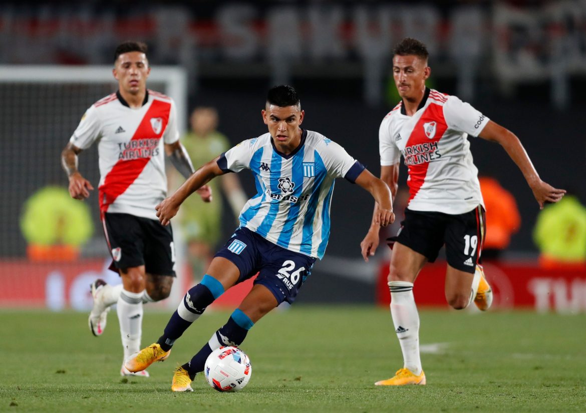 Wolves make Carlos Alcaraz approach