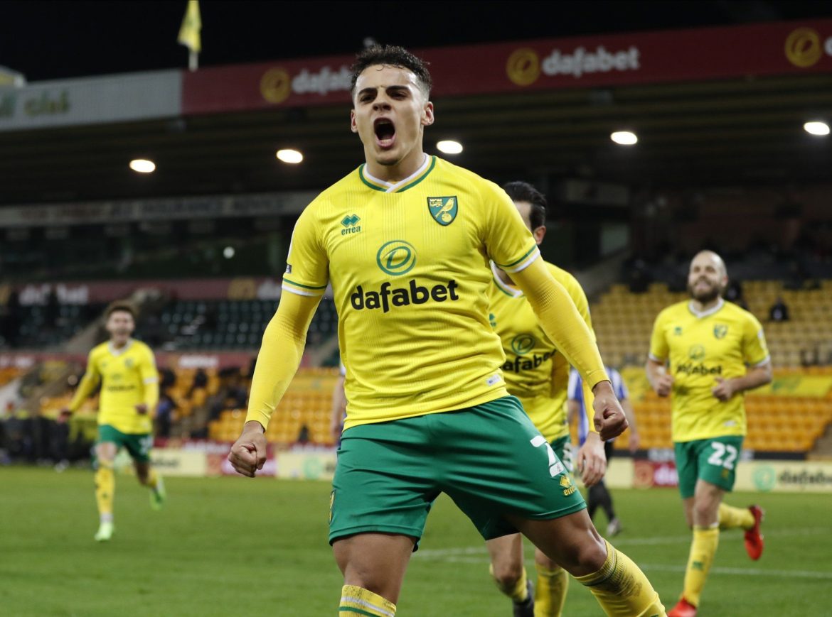 Newcastle urged to sign Max Aarons